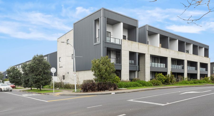  at 15/2 Tahuhu Road, Mount Wellington, Auckland City, Auckland