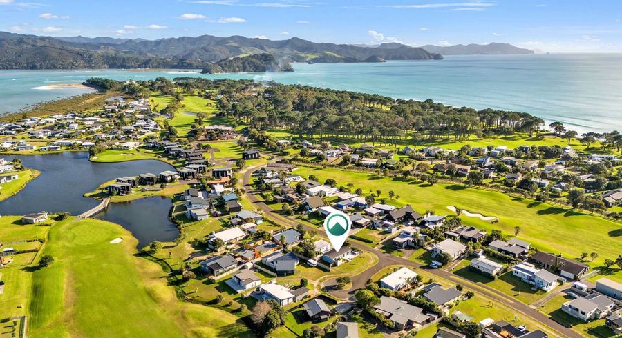  at 100 The Tee, Matarangi, Thames-Coromandel, Waikato