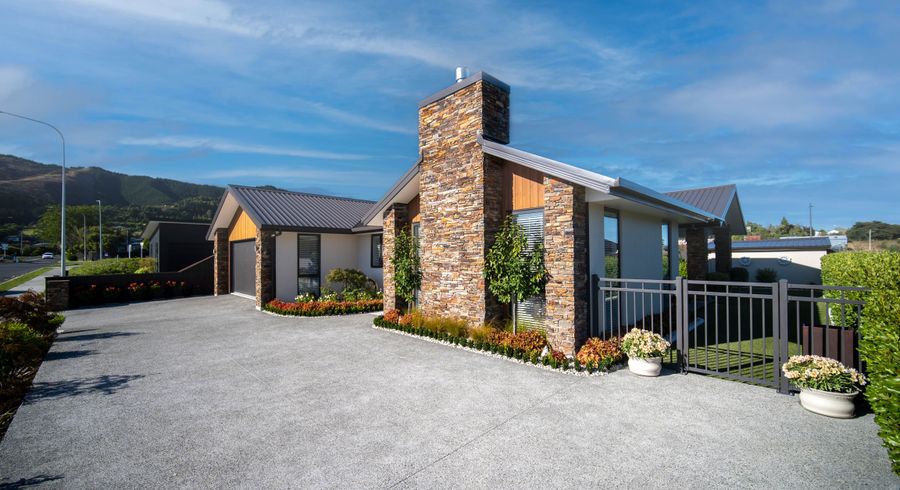  at 114 Bateup Road, Hope, Richmond