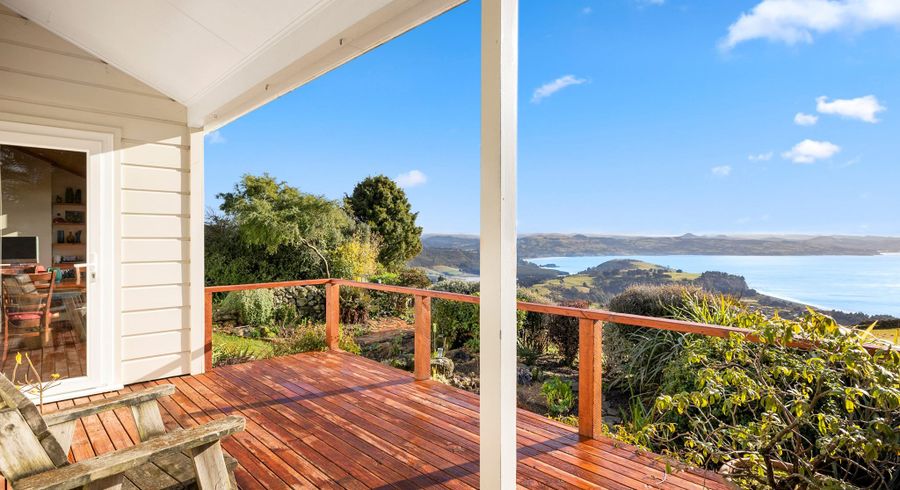  at 195 Heyward Point Road, Heyward Point, Port Chalmers