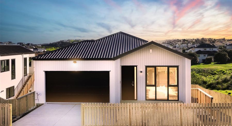  at 20 Whakairo Crescent, Gulf Harbour, Rodney, Auckland