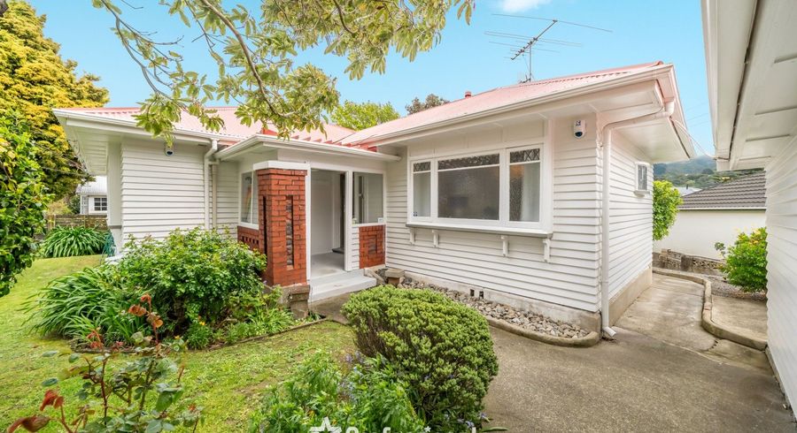  at 135 Kings Crescent, Lower Hutt, Lower Hutt, Wellington