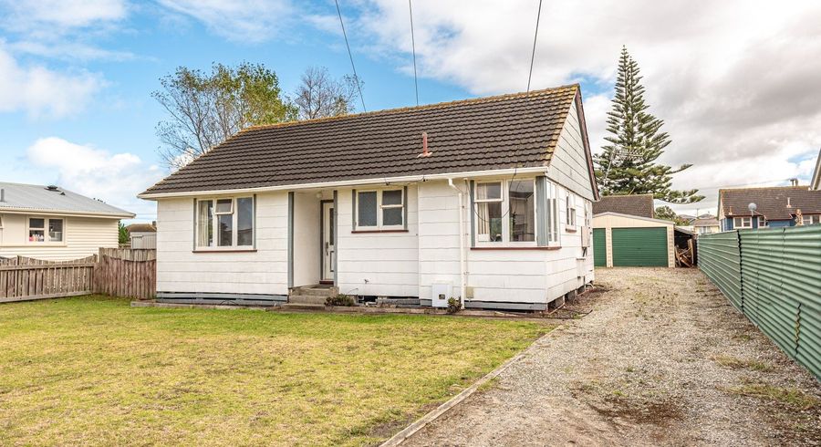  at 27 Matipo Street, Castlecliff, Whanganui