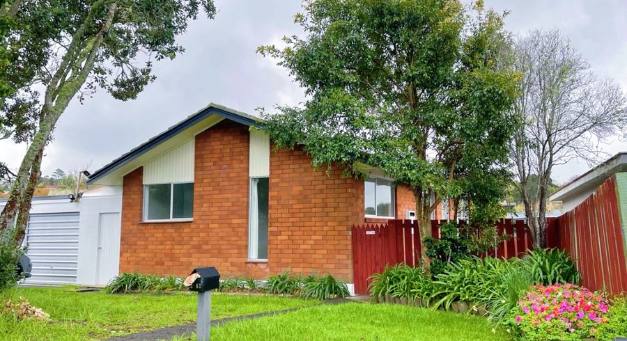  at 2/82  Moore Street, Hillcrest, North Shore City, Auckland