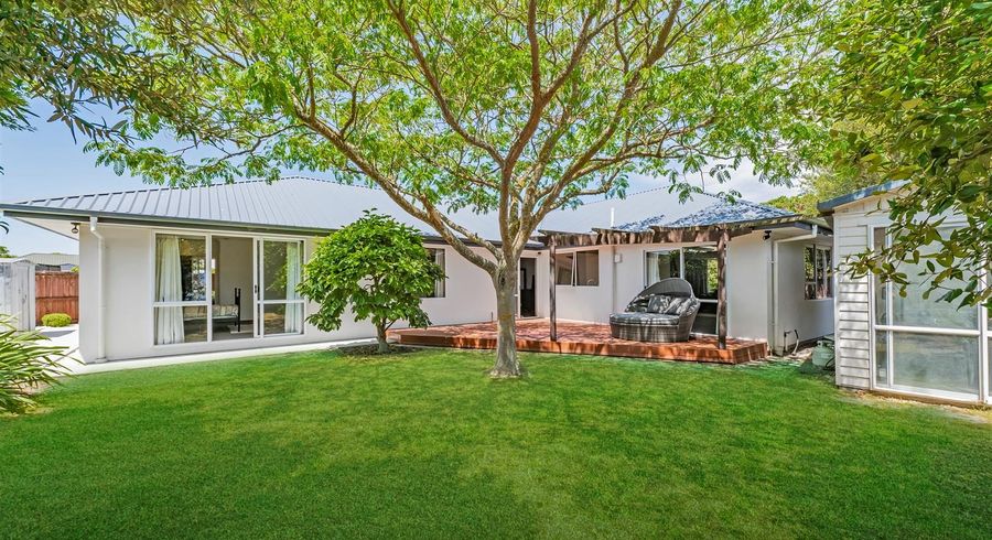  at 10 Beauford Place, Parklands, Christchurch