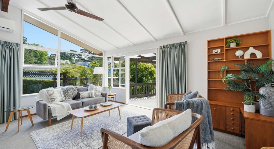  at 44 Saddleback Rise, Murrays Bay, North Shore City, Auckland