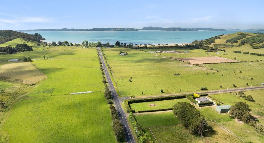  at 889 North Road, Clevedon, Manukau City, Auckland