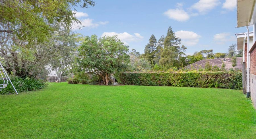  at 71 Hillcrest Avenue, Hillcrest, Auckland