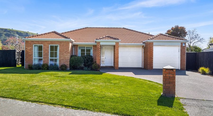  at 2 Warner Place, Heathcote, Christchurch City, Canterbury