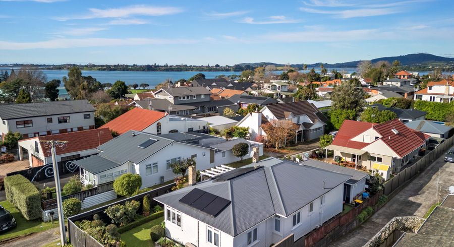  at 376A Devonport Road, Avenues, Tauranga, Bay Of Plenty