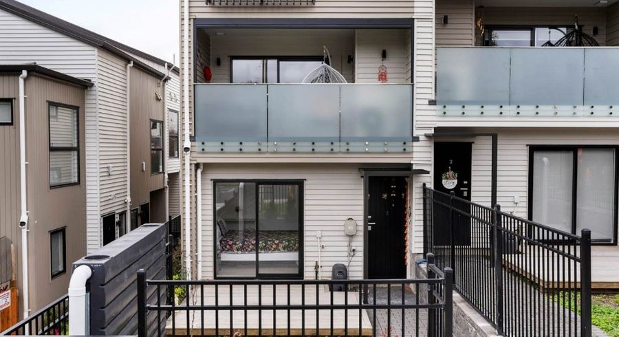  at 3/237 Swanson Road, Henderson, Waitakere City, Auckland