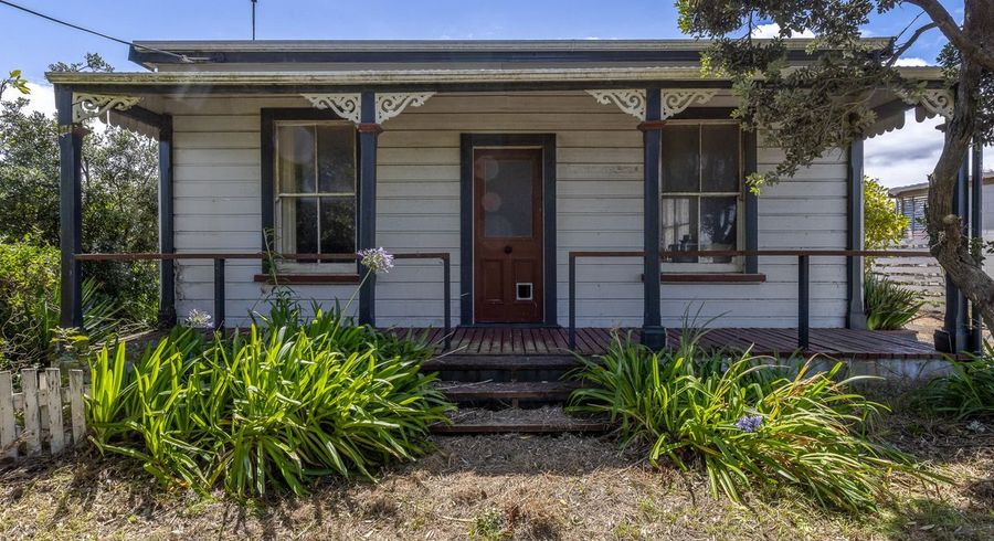  at 74 Koputara Road, Himatangi Beach, Foxton