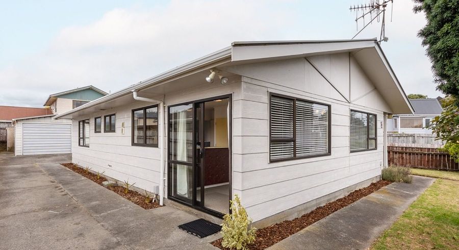  at 10A Arnold Grove, Paraparaumu Beach, Paraparaumu