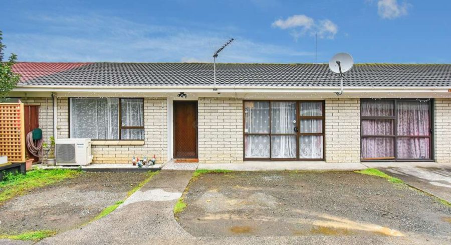  at 2/104 Carruth Road, Papatoetoe, Manukau City, Auckland