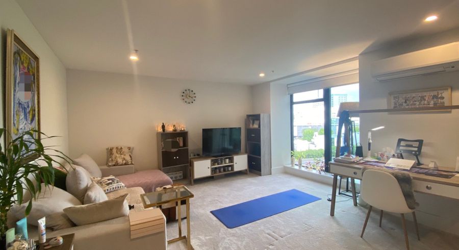  at 703/8 Whitaker Place, Grafton, Auckland City, Auckland