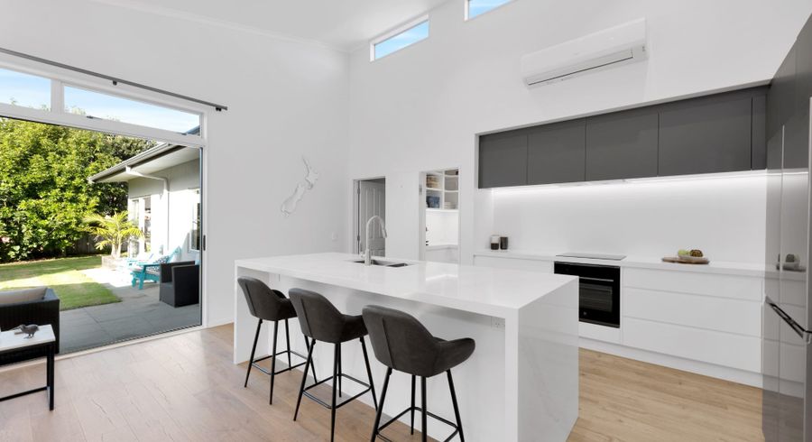  at 123 Pine Harbour Parade, Beachlands, Auckland