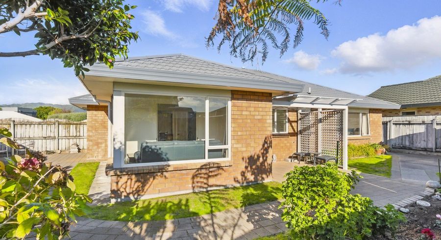  at 4 Monterosso Place, Paraparaumu Beach, Kapiti Coast, Wellington