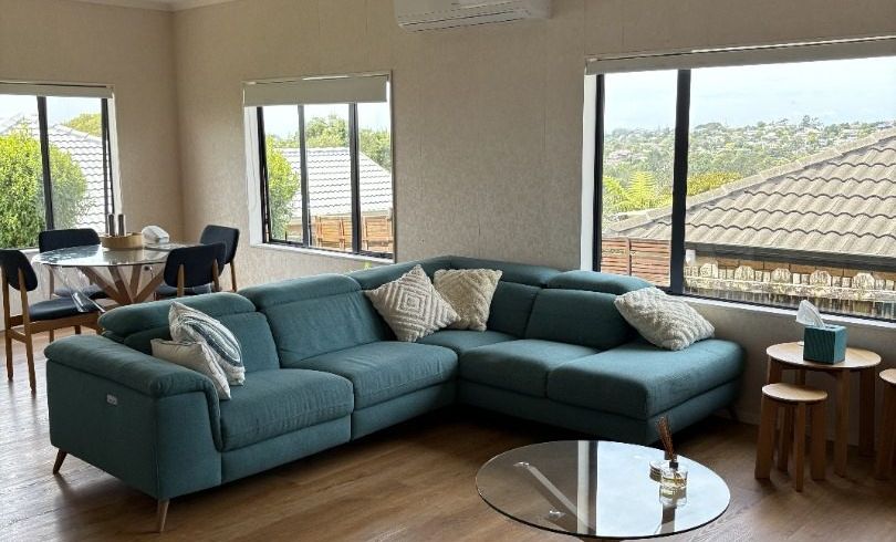  at 10 Lorikeet Road, Unsworth Heights, North Shore City, Auckland