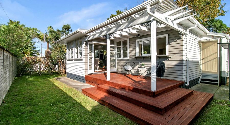  at 65 Matipo Road, Te Atatu Peninsula, Waitakere City, Auckland