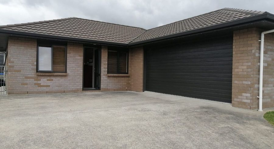 at 10 Diamond Grove, Brown Owl, Upper Hutt