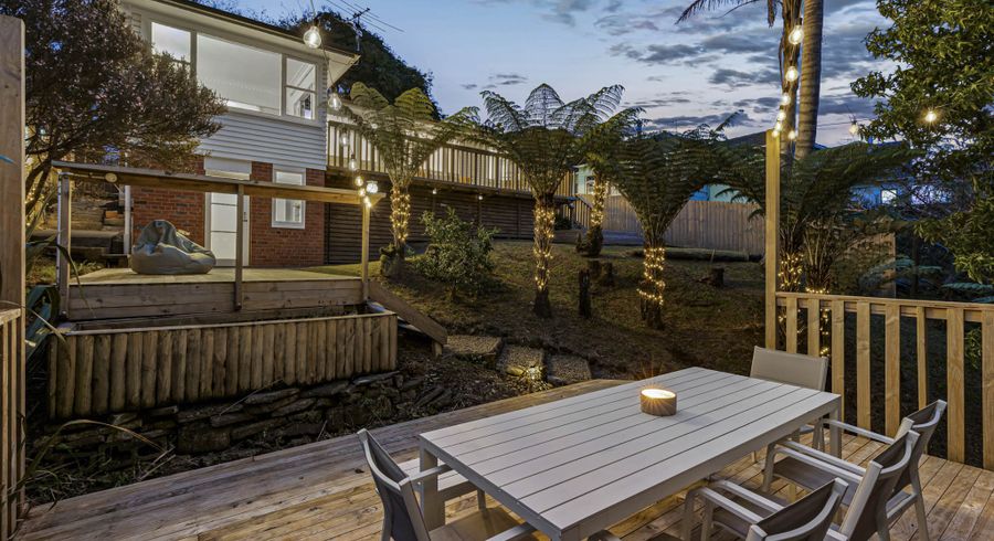  at 10 Burnham Road, Waitakere, Waitakere City, Auckland