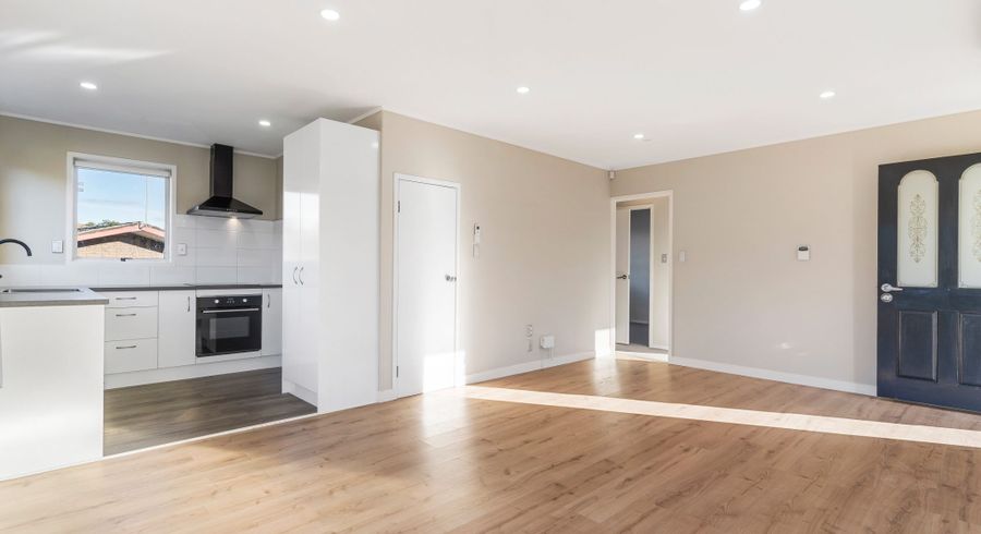  at 1/4 Clyma Place, Massey, Waitakere City, Auckland