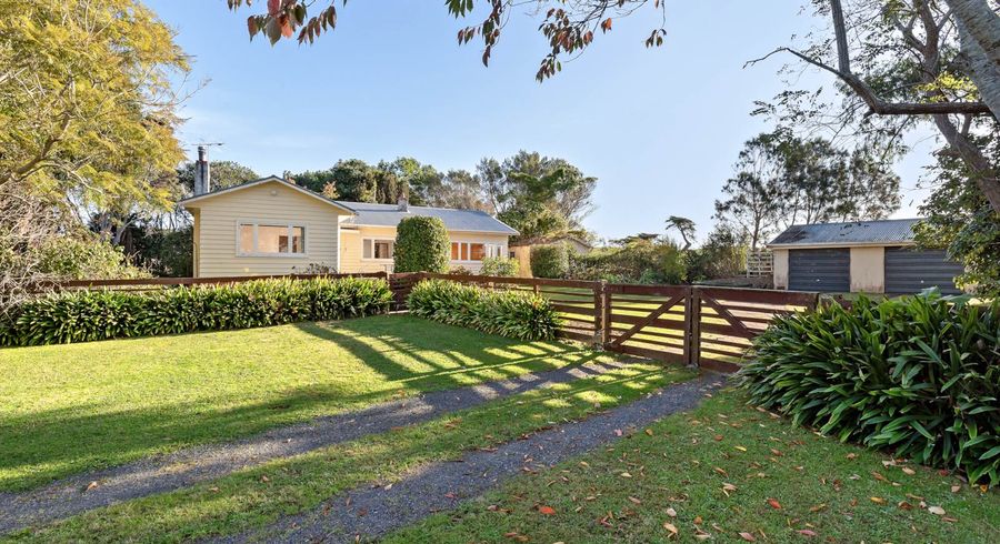  at 274 Karioitahi Road, Karioitahi, Waiuku