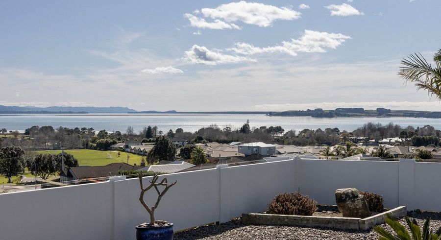  at 35 Holyoake Terrace, Omokoroa, Western Bay Of Plenty, Bay Of Plenty