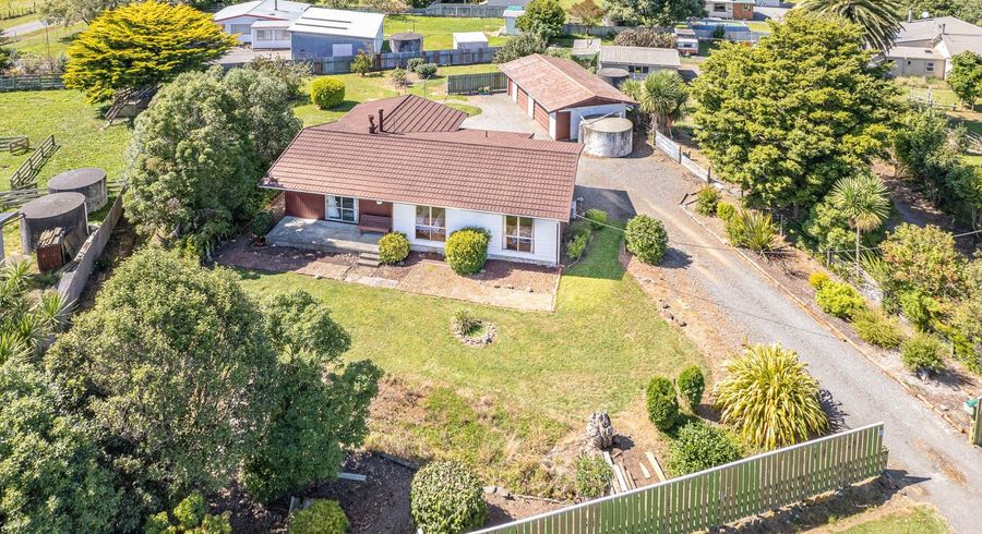  at 1343 Wellington Road, Crofton, Marton