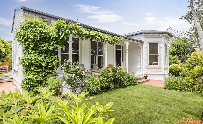  at 49 Simla Crescent, Khandallah, Wellington