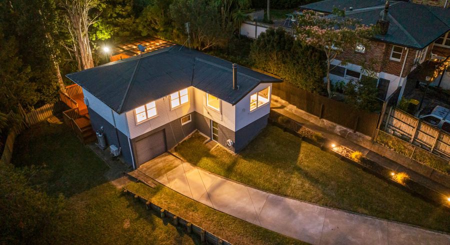  at 34 Angelo Avenue, Howick, Manukau City, Auckland