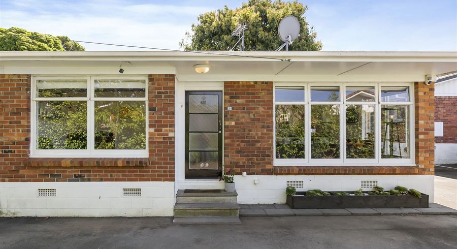  at 9/16 Erson Avenue, Royal Oak, Auckland