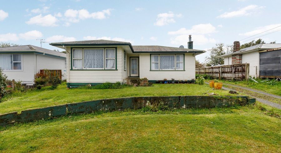  at 19 Keats Crescent, Enderley, Hamilton