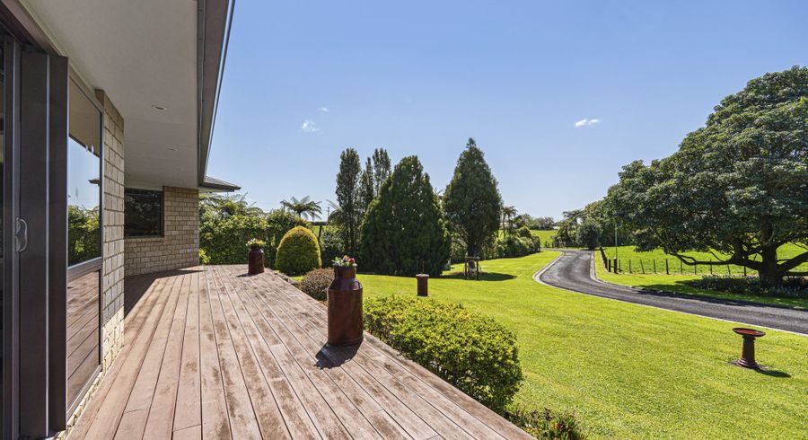  at 869 Carrington Road, Hurworth, New Plymouth