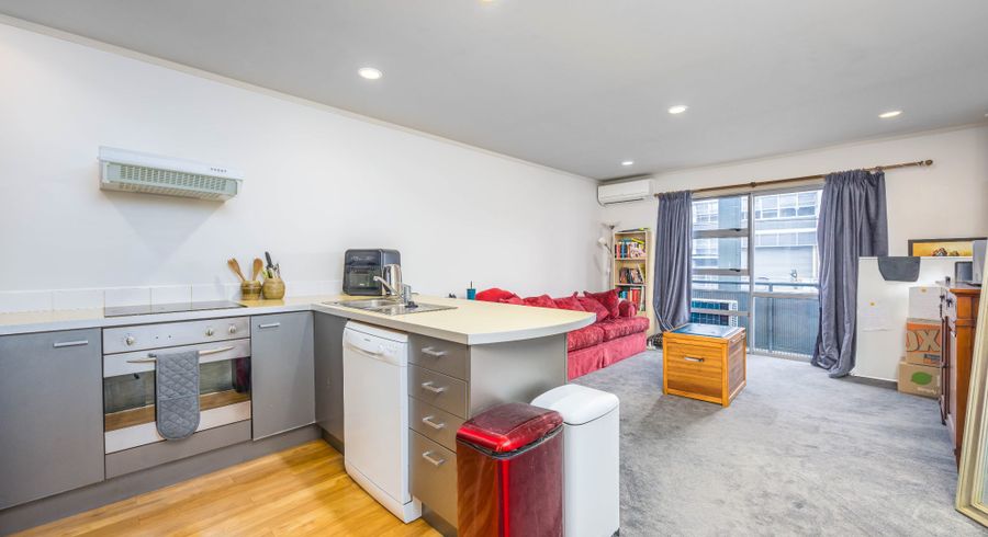  at 4/6 Porters Avenue, Eden Terrace, Auckland