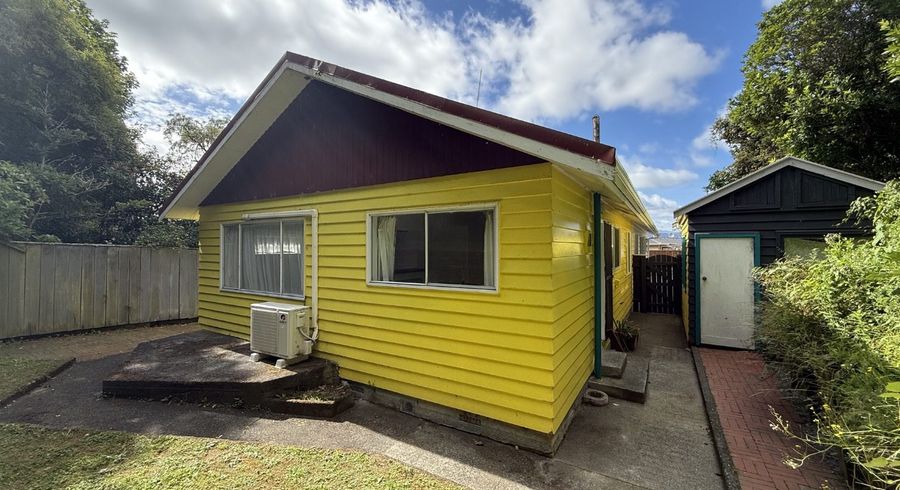  at 5A Magnolia Grove, Maungaraki, Lower Hutt, Wellington