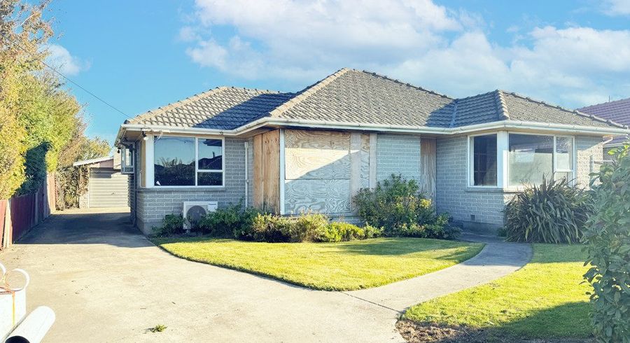  at 17 Roberts Road, Hei Hei, Christchurch City, Canterbury