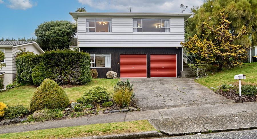  at 21 Oriel Avenue, Tawa, Wellington