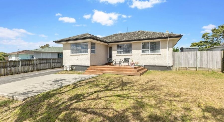  at 37 Alabaster Drive, Papatoetoe, Manukau City, Auckland