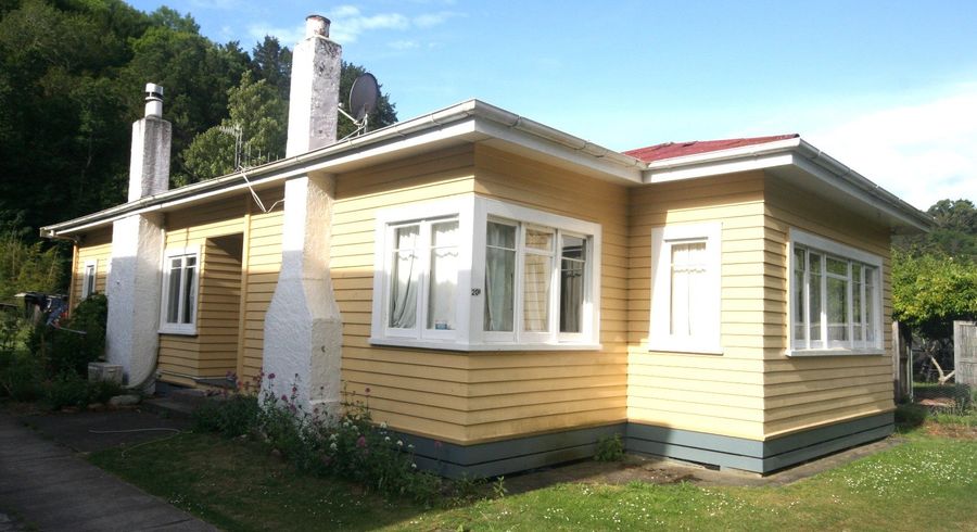  at 209 Nile Street East, Maitai, Nelson