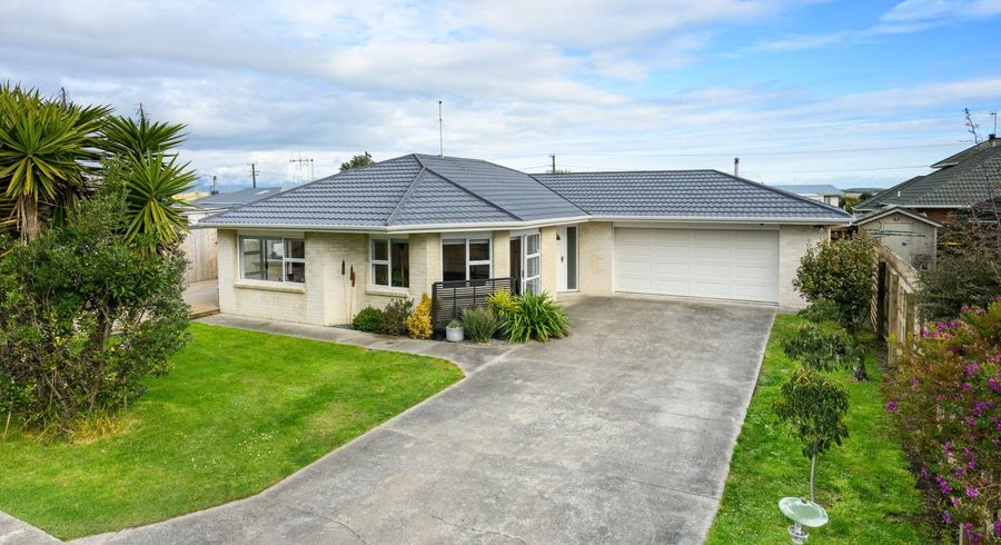 at 3 Ferry Street, Foxton Beach, Foxton