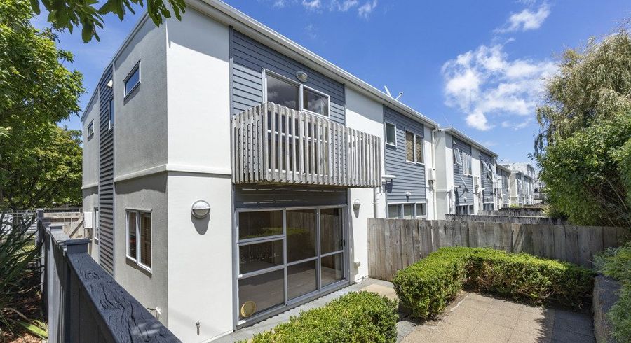  at 1/218 Captain Springs Road, Onehunga, Auckland City, Auckland