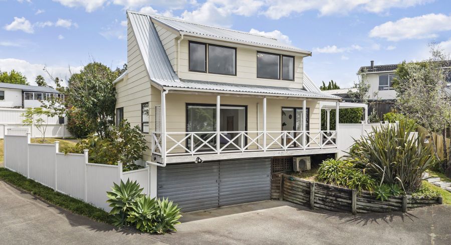  at 2/37 Alexander Avenue, Torbay, North Shore City, Auckland