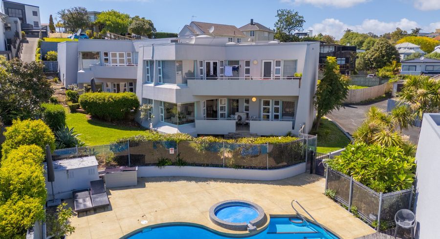  at 2/18 Takitimu Street, Orakei, Auckland City, Auckland