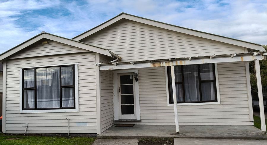  at 49 Burns Avenue, Takaro, Palmerston North, Manawatu / Whanganui
