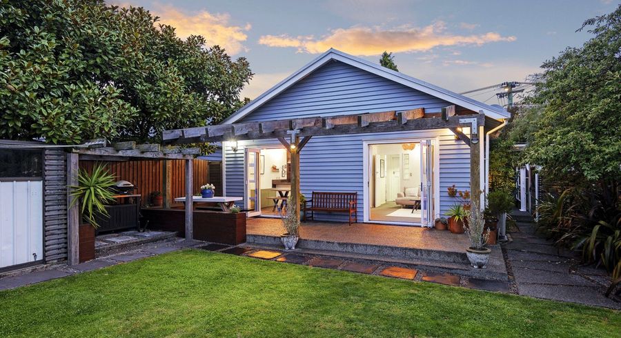  at 35 London Street, Richmond, Christchurch