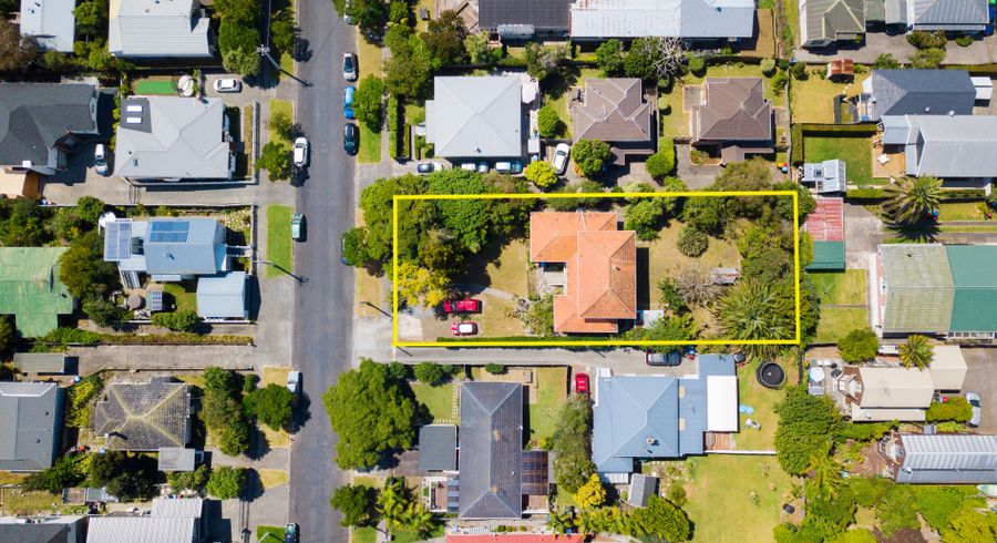  at 21 Fontenoy Street, Mount Albert, Auckland