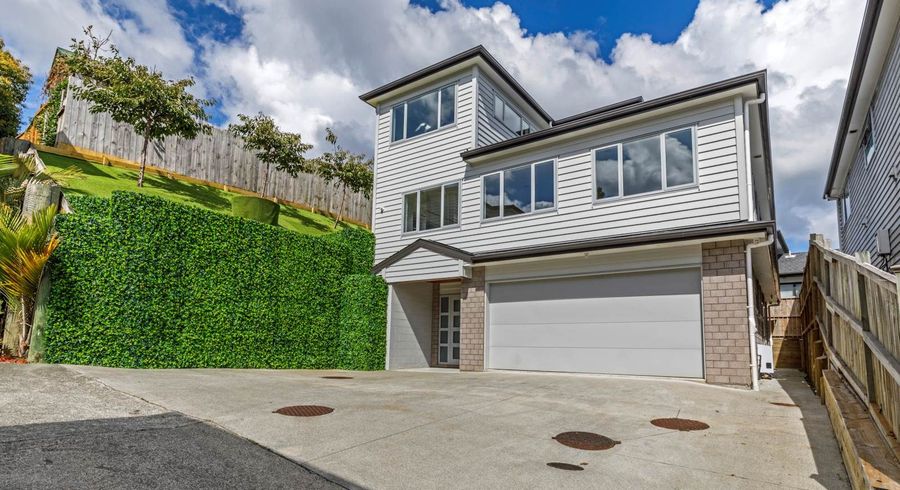  at 81 Lake Road, Northcote, North Shore City, Auckland