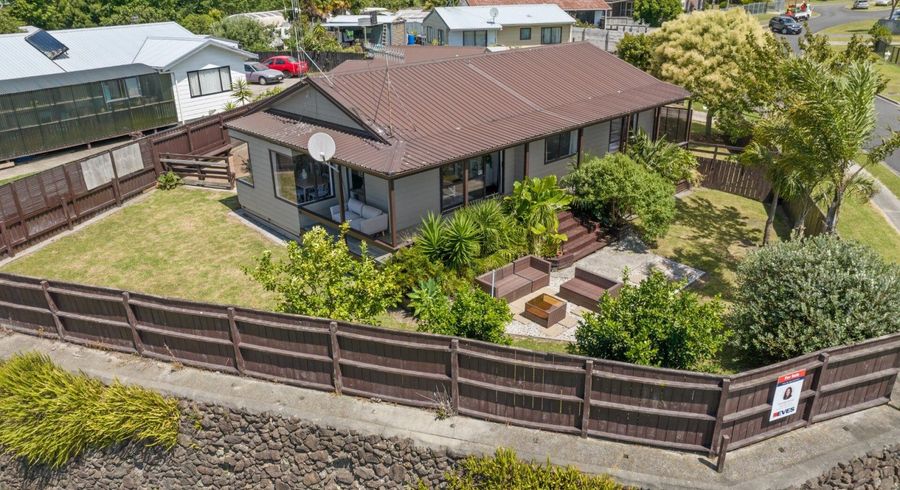  at 2 Gray Avenue, Te Puke
