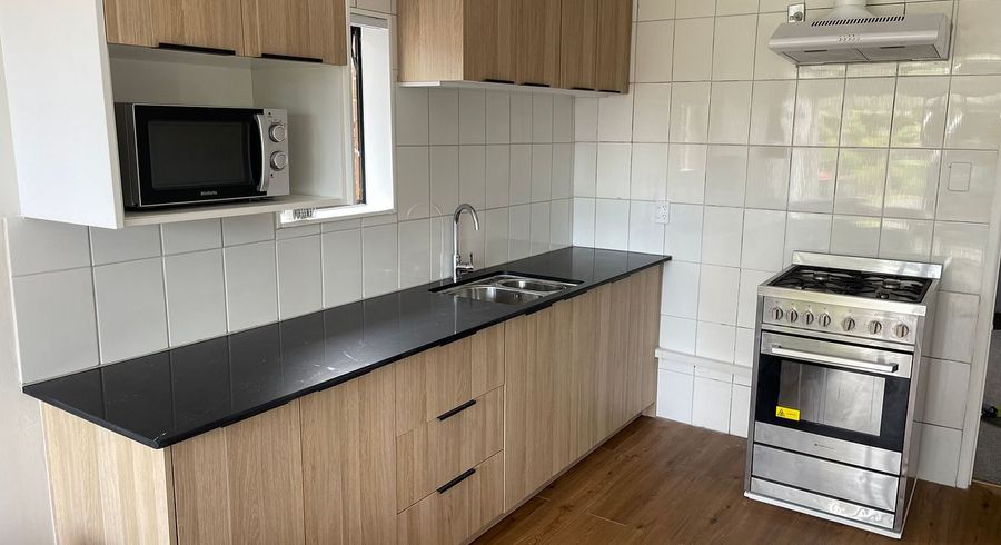  at 17A Raphoe Road, Flat Bush, Manukau City, Auckland